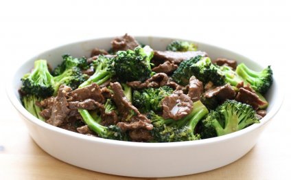 Chinese beef and broccoli stir