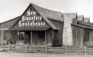 New Braunfels Smokehouse restaurant