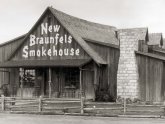 New Braunfels Smokehouse restaurant